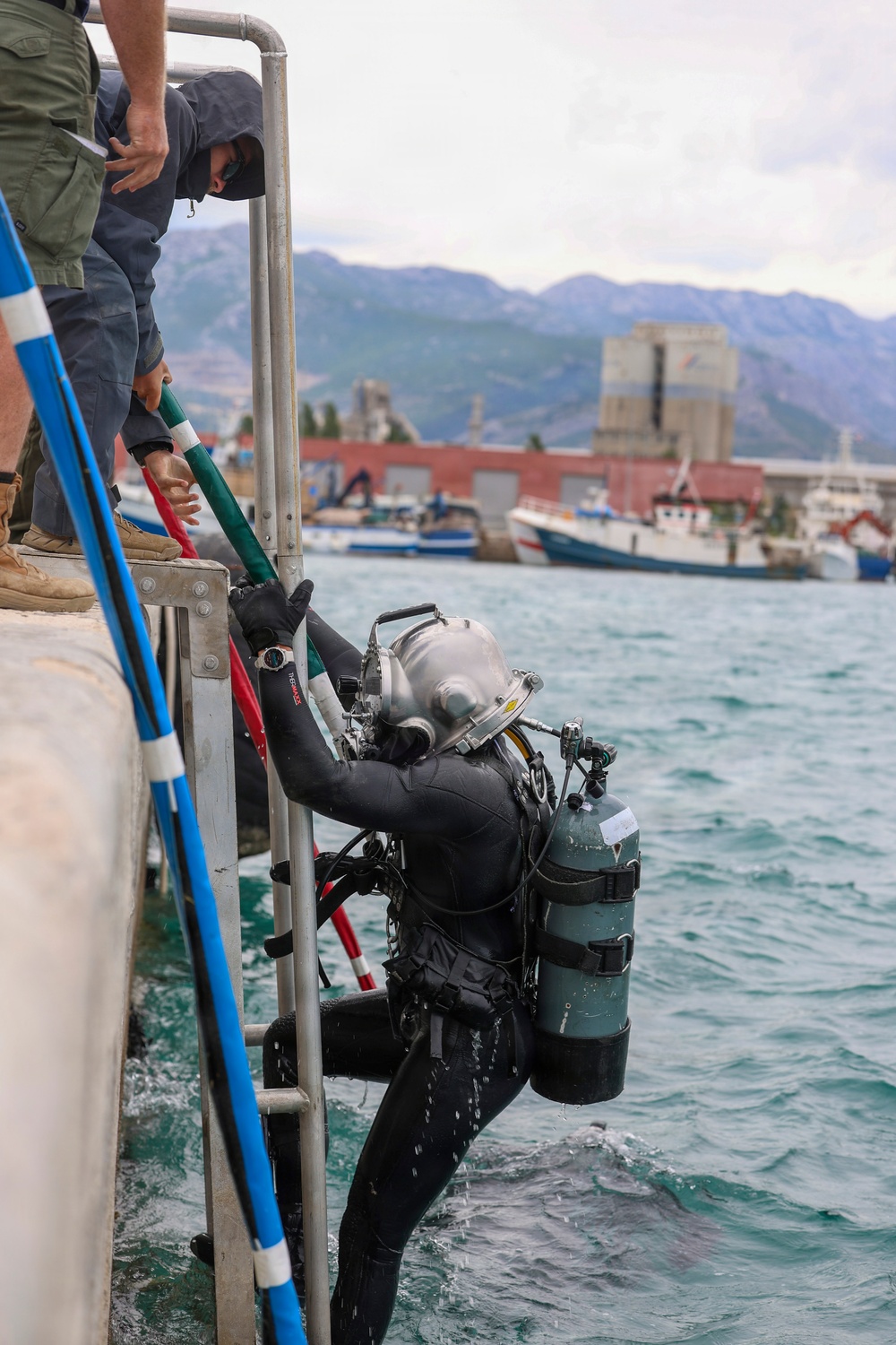 UCT 1 Seabees Execute Maritime Infrastructure Repairs in Split