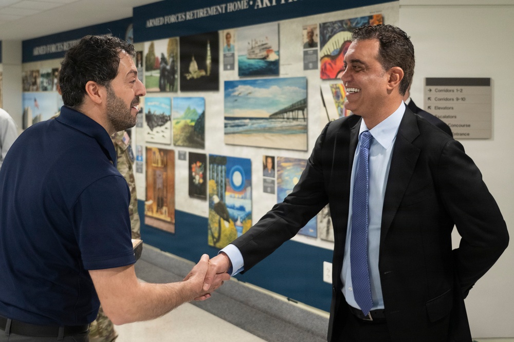 USW(R&amp;E) Michael Visits Lab Day At The Pentagon