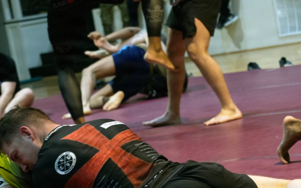 Mixed martial artists host event at Camp Bondsteel for KFOR troops