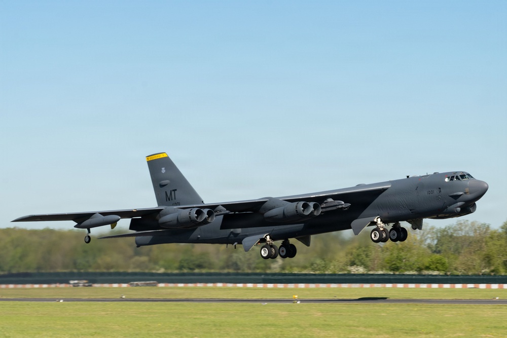Lancer and Stratofortress Bombers depart for conditioning flight
