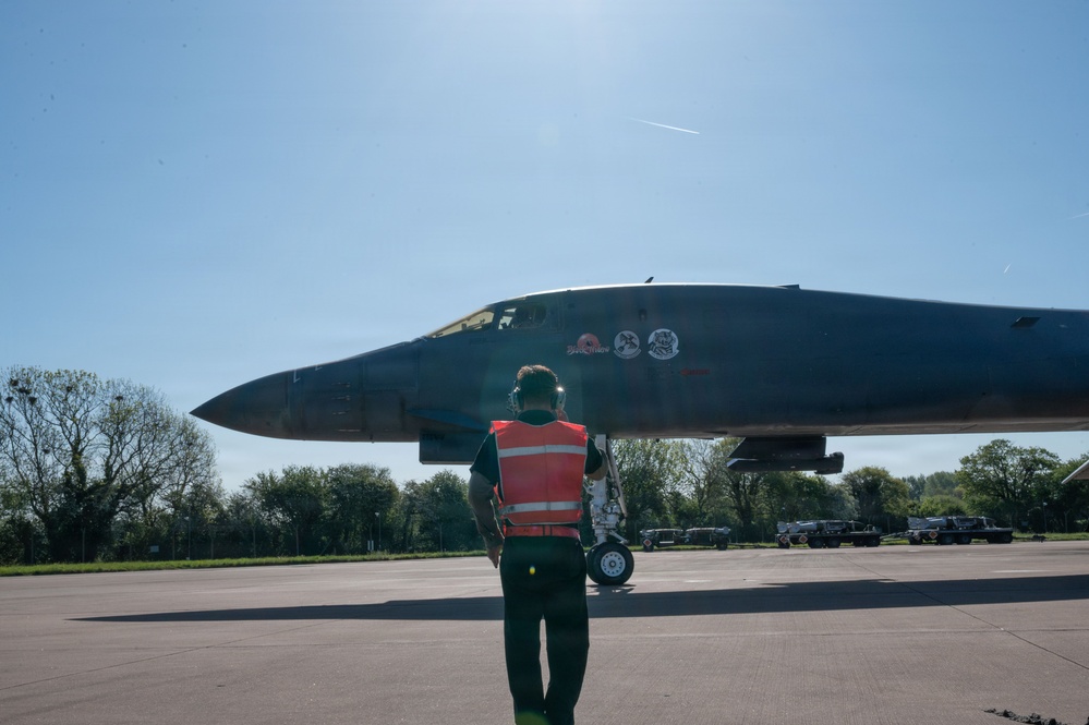 Lancer and Stratofortress Bombers depart for conditioning flight