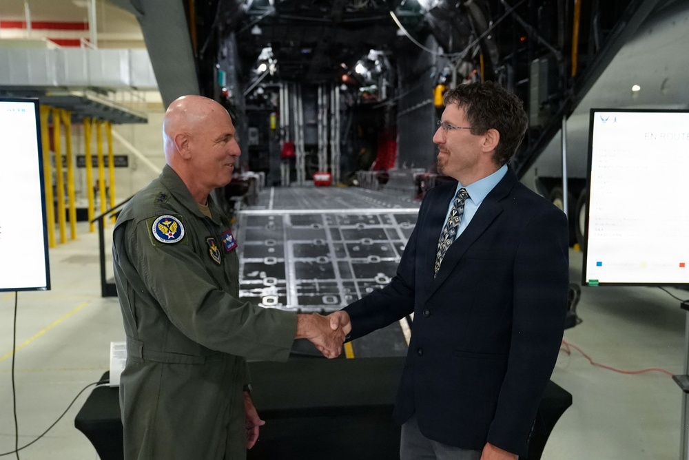 AETC Visits AFRL