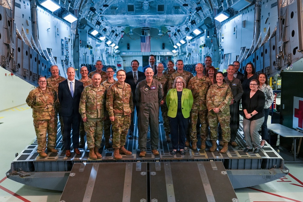 AETC Visits AFRL