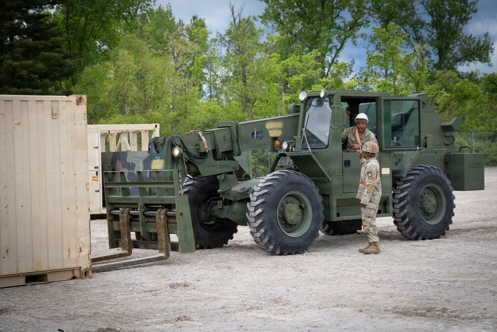 302nd ICTC supports Guardian Response at Camp Atterbury, IN