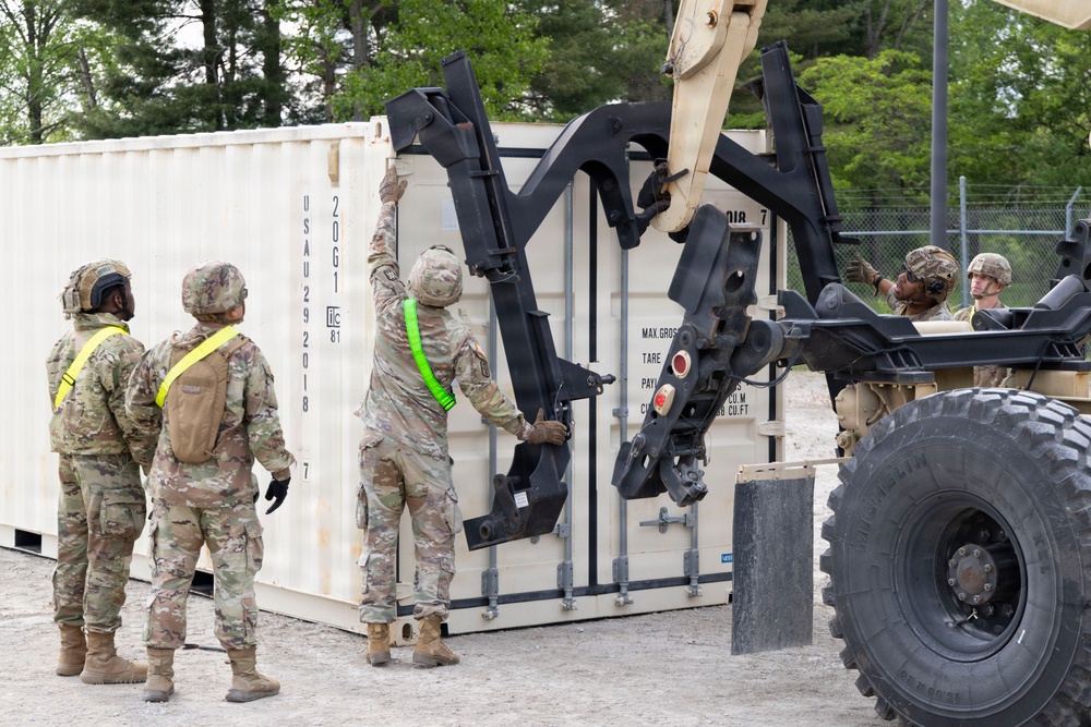 302nd ICTC supports Guardian Response at Camp Atterbury, IN