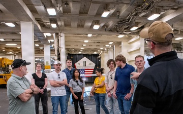 NAVSUP Business Systems Center Meets the Fleet in Hampton Roads