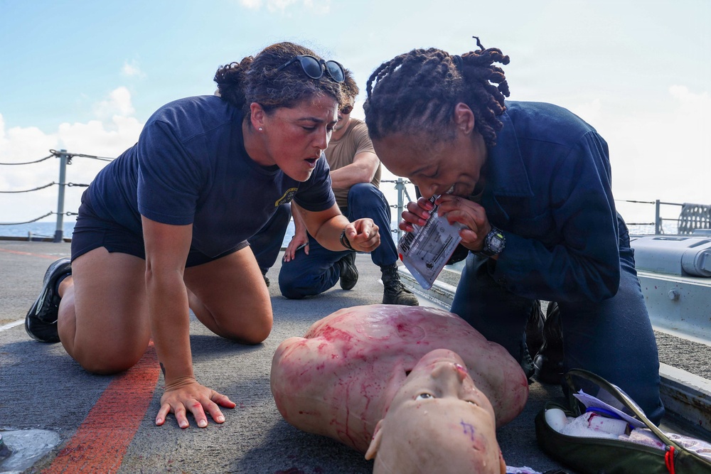 Mass casualty drill held on USS Lake Erie (CG 70)