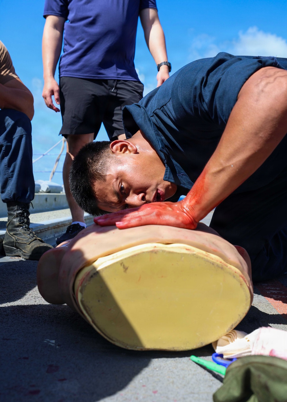 Mass casualty drill held on USS Lake Erie (CG 70)