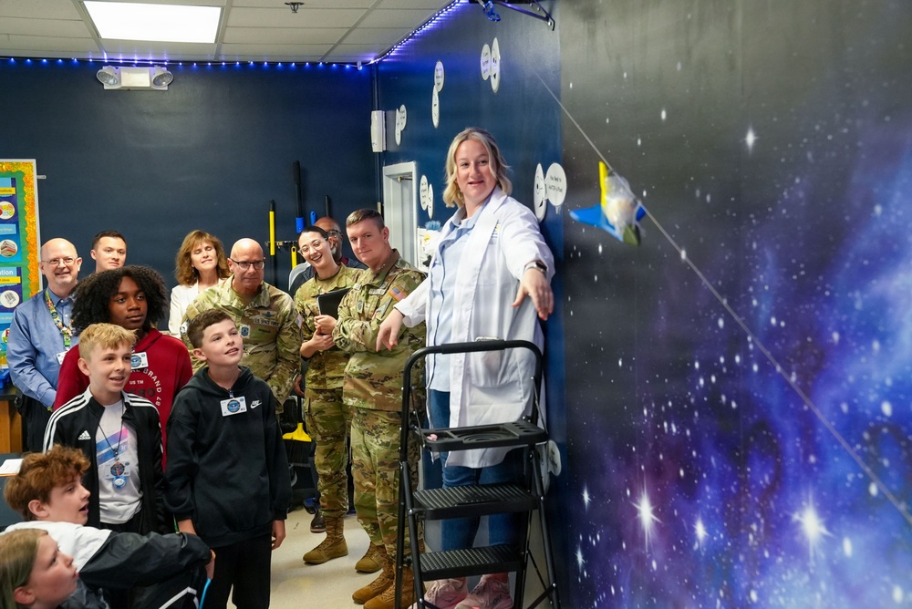 CMSSF Visits AFRL
