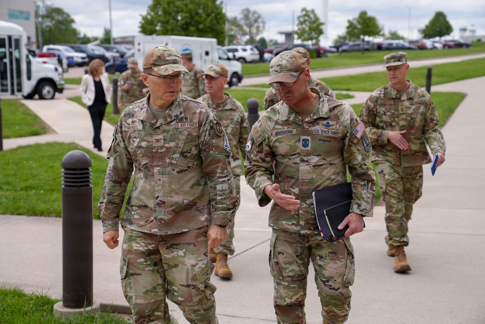 CMSSF Visits AFRL