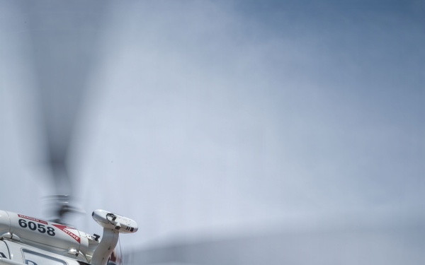 Coast Guard Air Station Ventura conducts cliff side training
