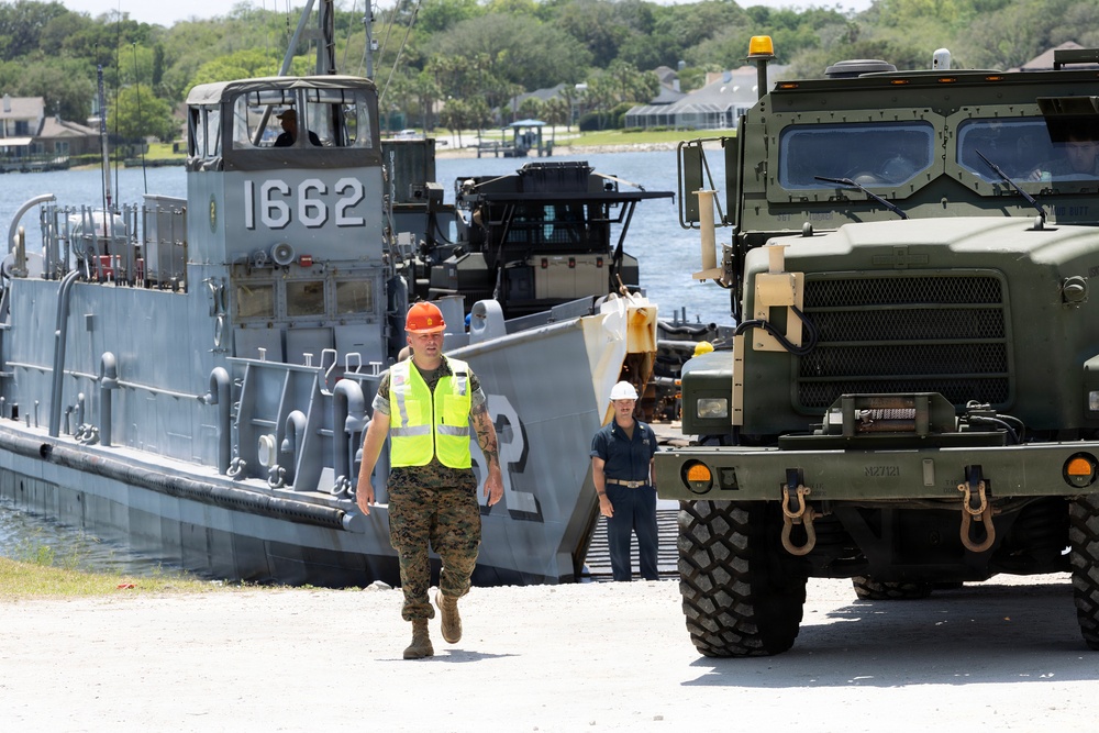 Blount Island Enables Rapid MEU Ship-to-Shore Operations, Reinforcing SOUTHCOM Readiness