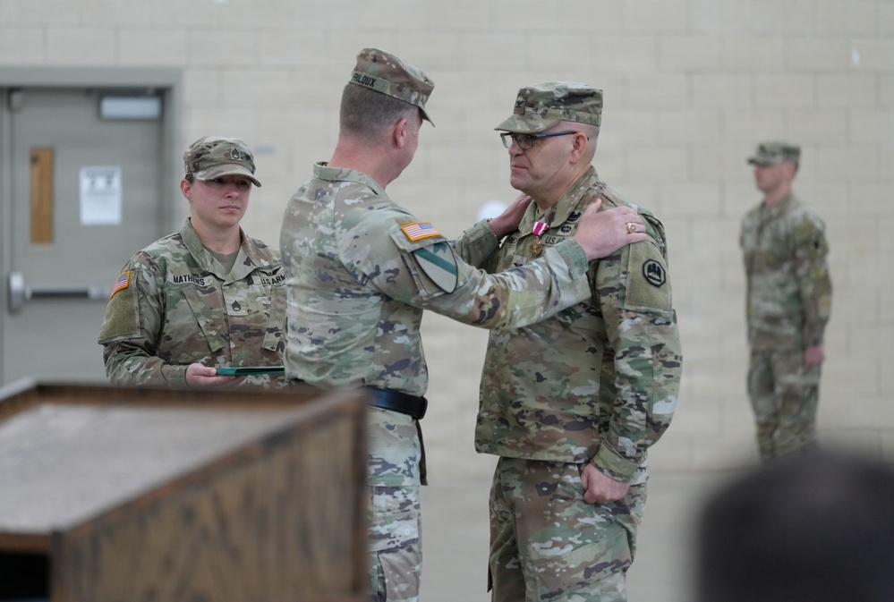 Louisiana National Guard Recruiting and Retention Battalion Conducts Change of Command Ceremony
