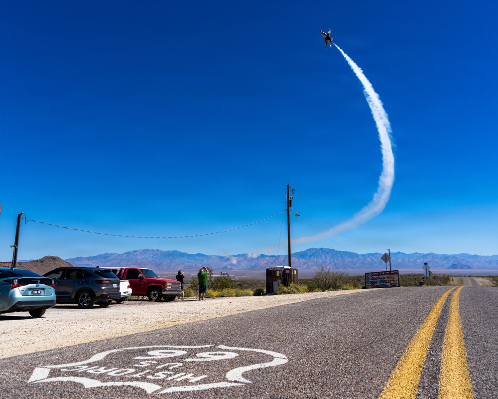 Thunderbirds fly over historic Route 66