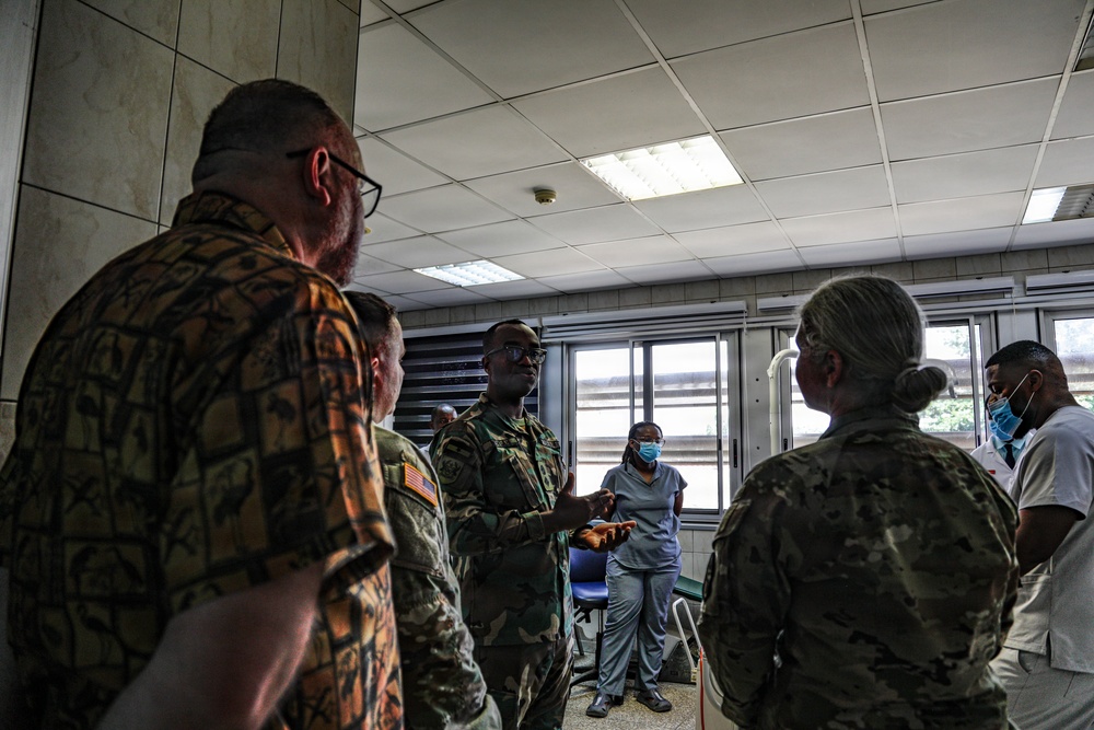 AL26 MEDREX DVs tour 37th Military Hospital, Ghana