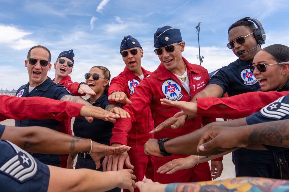Thunderbirds kick off show season at Luke Days 2026