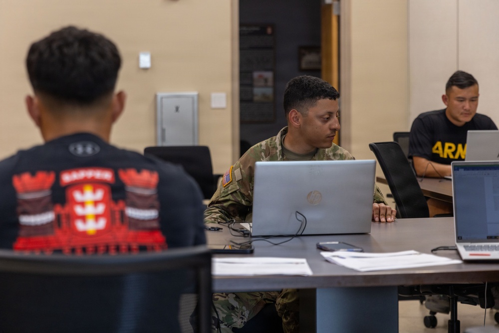 8th Theater Sustainment Command Best Squad Competition