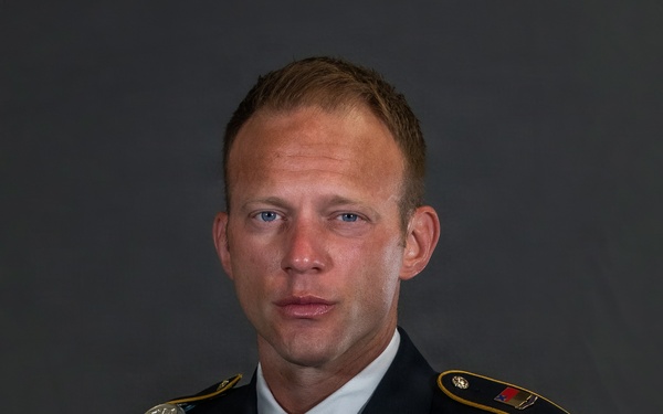 Region II Best Warrior Competitors pose for dress portraits