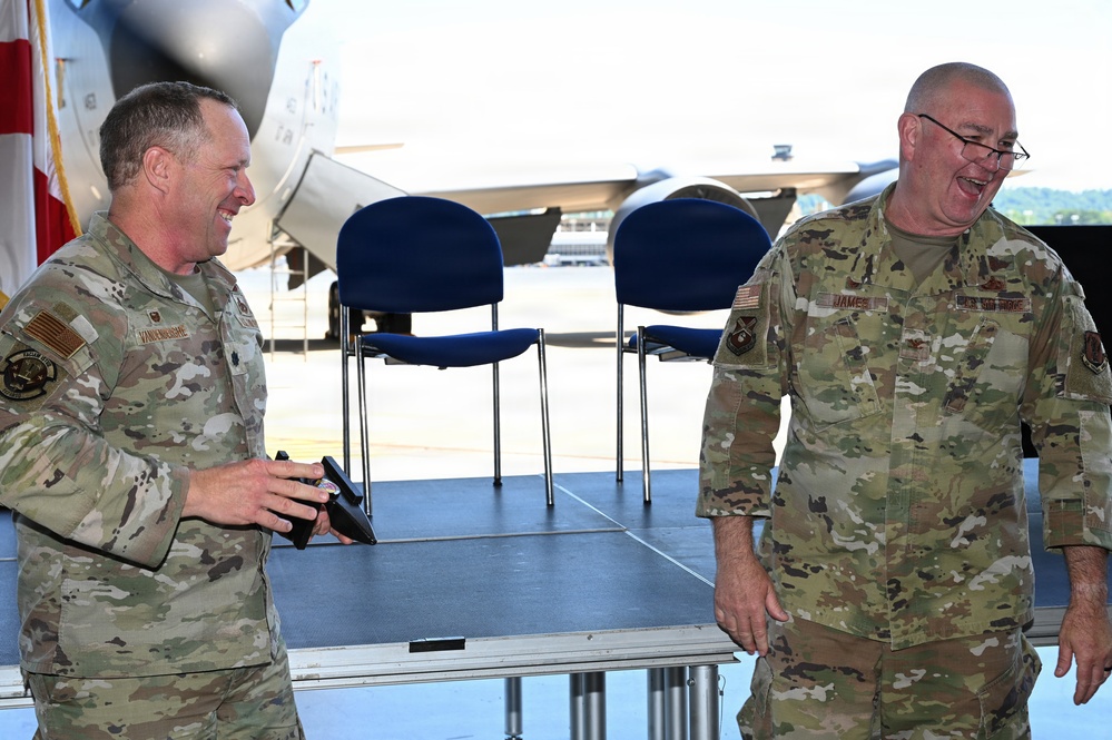 Veteran commander leaves legacy of leadership lessons