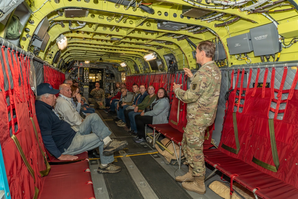 Civilian employers tour Fort Indiantown Gap facilities through Boss Lift event