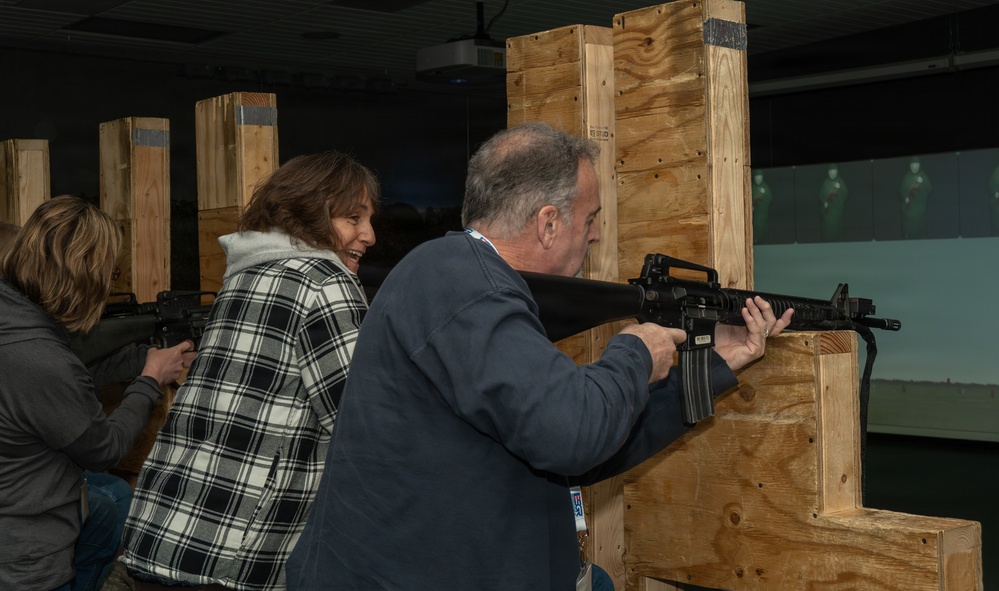Civilian employers tour Fort Indiantown Gap facilities through Boss Lift event