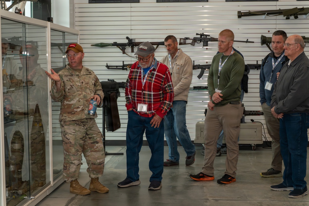 Civilian employers tour Fort Indiantown Gap facilities through Boss Lift event