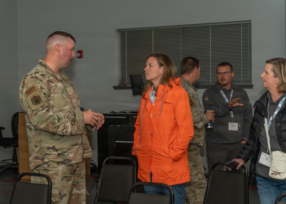 Civilian employers tour Fort Indiantown Gap facilities through Boss Lift program