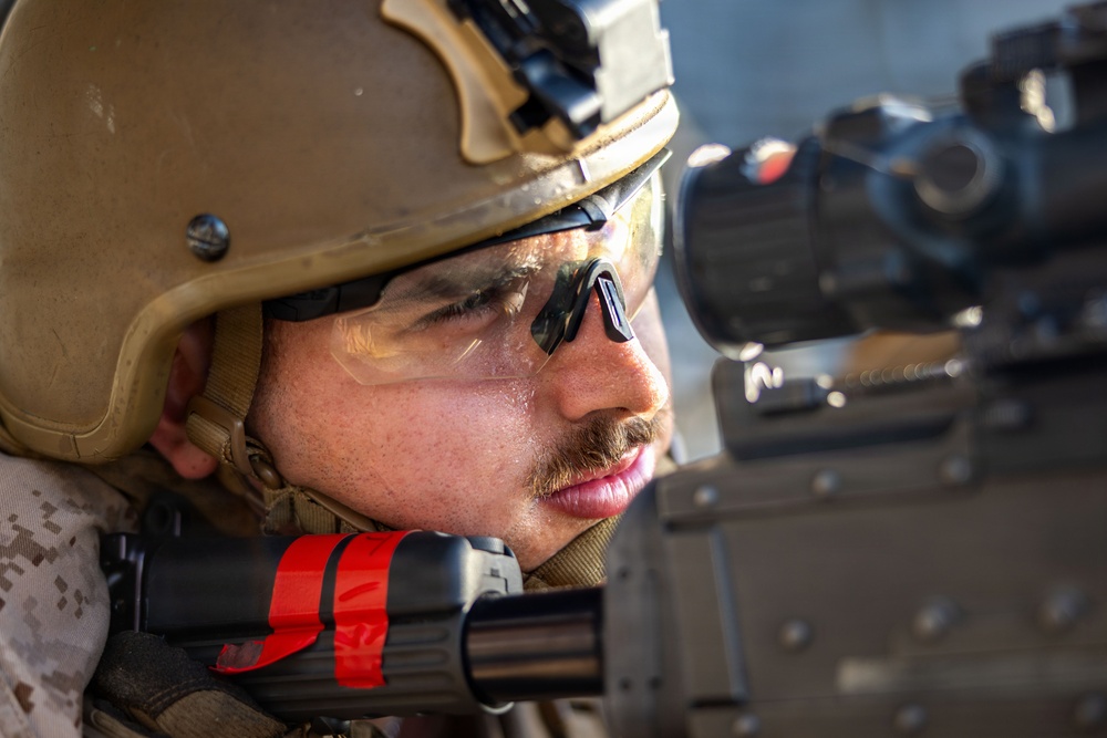 11th MEU Marines, Sailors Transit the Balabac Strait Abroad USS Boxer