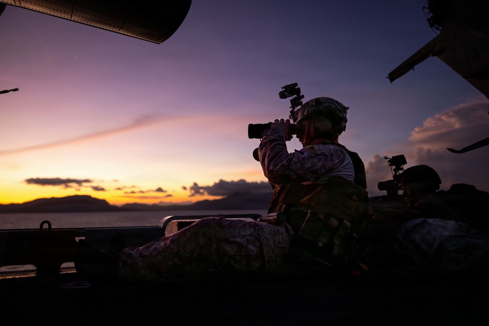 11th MEU Marines, Sailors Transit the Balabac Strait Abroad USS Boxer