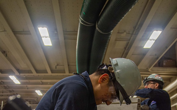 USS Ronald Reagan (CVN 76) Sailors Conduct Daily Operations