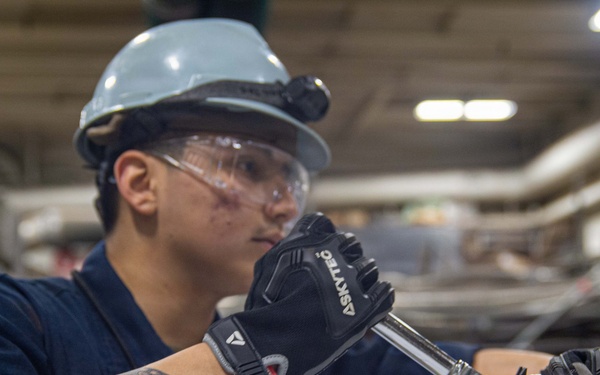 USS Ronald Reagan (CVN 76) Sailors Conduct Daily Operations