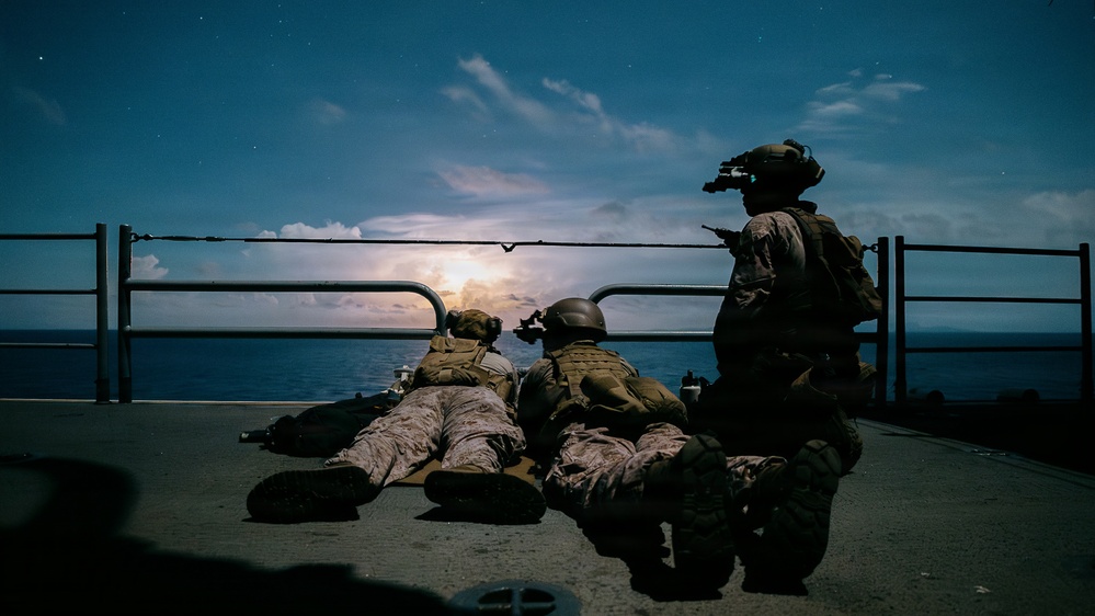 11th MEU Marines, Sailors Transit the Balabac Strait Abroad USS Boxer