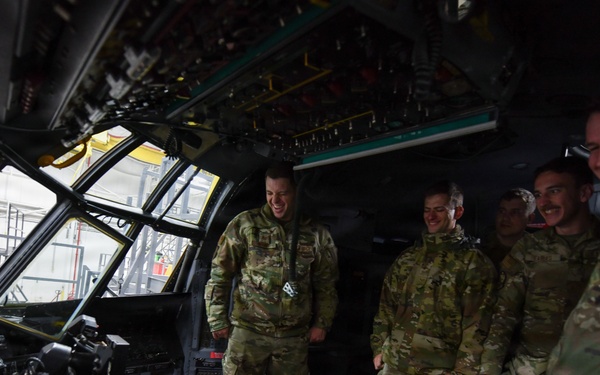 A helping hand for 934th's Herc