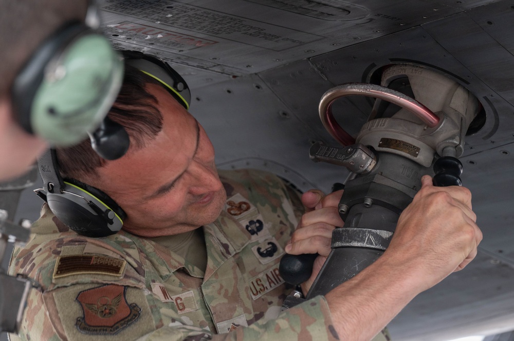 Eighth Air Force leadership connects with Dyess Airmen driving mission readiness
