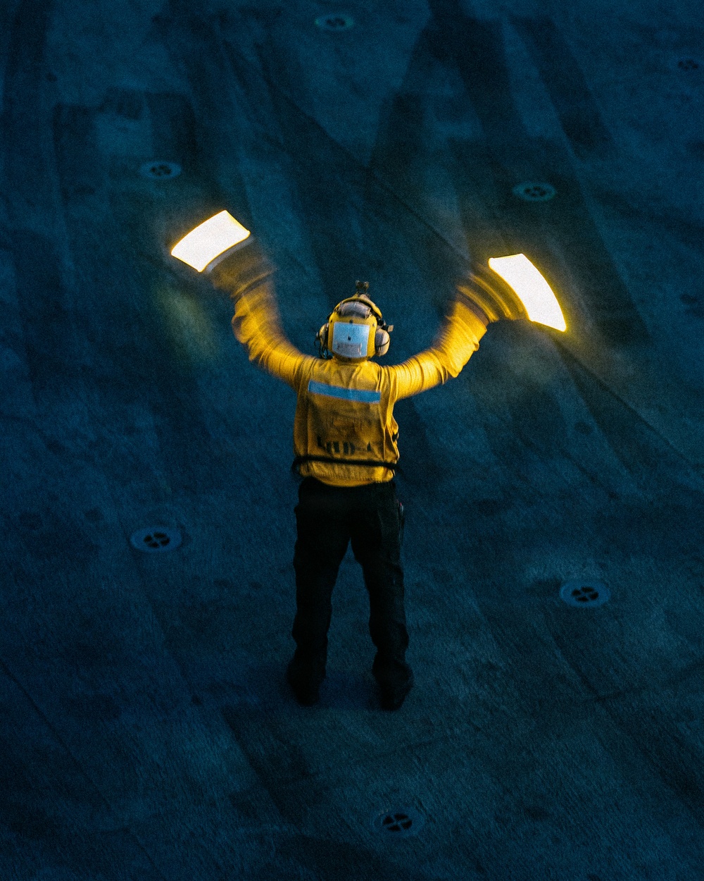 11th MEU Marines, Sailors Conduct F-35B Flight Operations Aboard USS Boxer