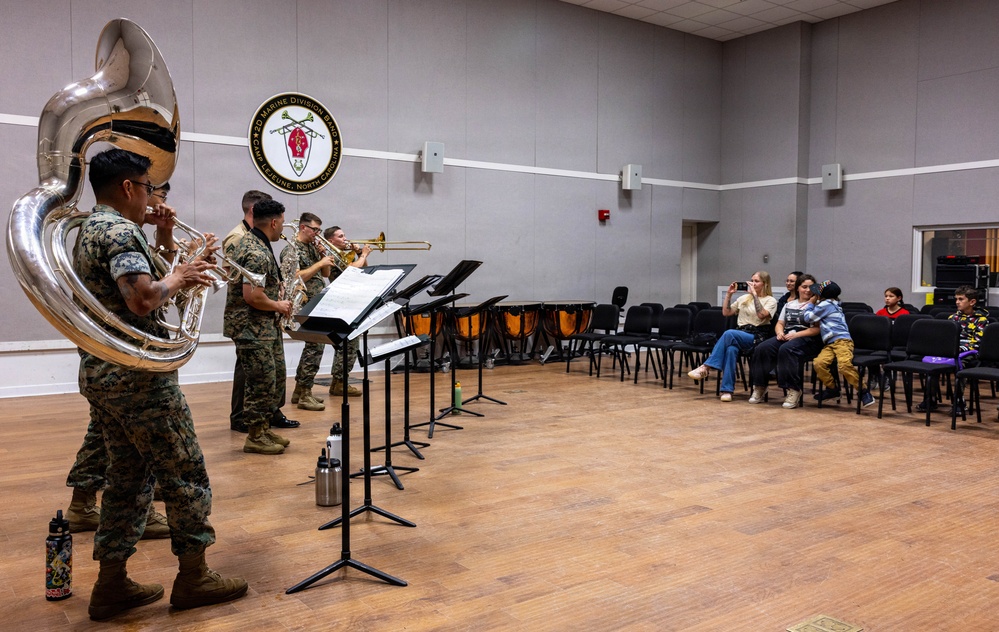 2nd Marine Division Band hosts Homeschoolers