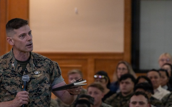 MCBH Commanding Officer Speaks to Service Members and Civilians During an All Hands Brief