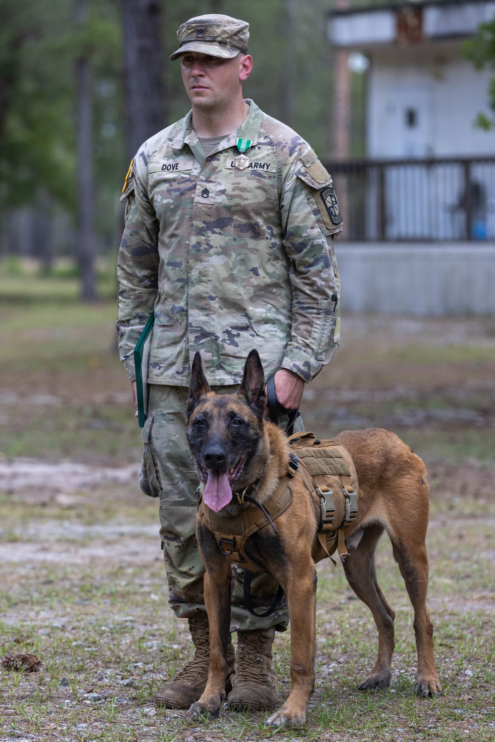 Military Working Dog EErek recognized for exceptional career