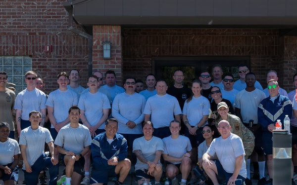 Airmen Run to Honor Fallen Members of ‘Port Dawg’ Community