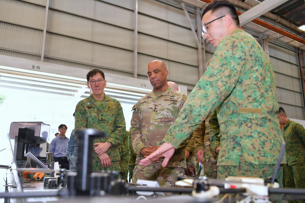 U.S. Army Pacific Commanding General Visits Singapore to Strengthen Regional Partnerships