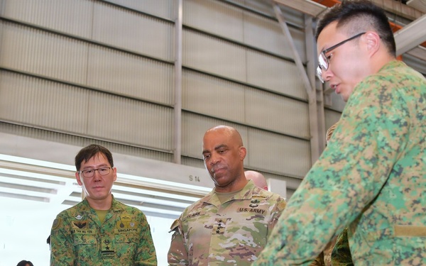 U.S. Army Pacific Commanding General Visits Singapore to Strengthen Regional Partnerships