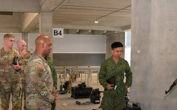 U.S. Army Pacific Commanding General Visits Singapore to Strengthen Regional Partnerships