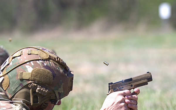 U.S. Army Reserve Soldiers Compete in Best Squad Competition at Fort Knox