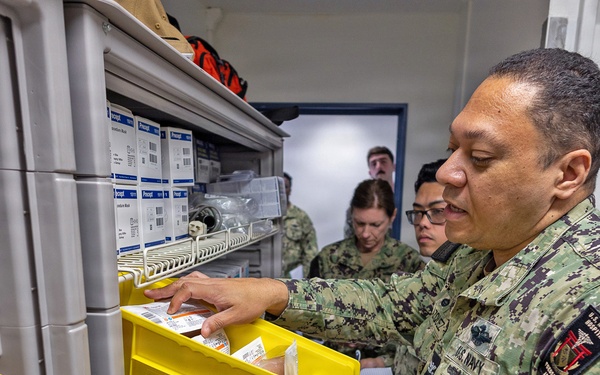 USNH Yokosuka leadership conducts readiness visits at Camp Fuji and Atsugi health clinics