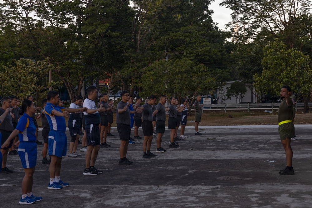 U.S. Marines, Armed Forces of the Philippines conduct Physical Training