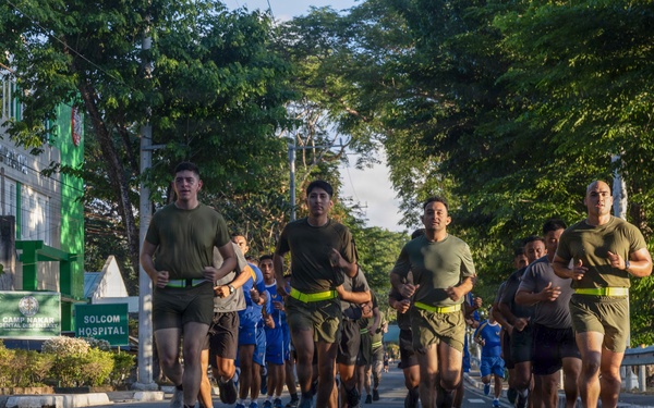 U.S. Marines, Armed Forces of the Philippines conduct Physical Training