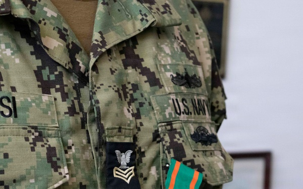 Navy Reserve Center Miami Honors Retiring Sailor LS1 Kokou Kossi