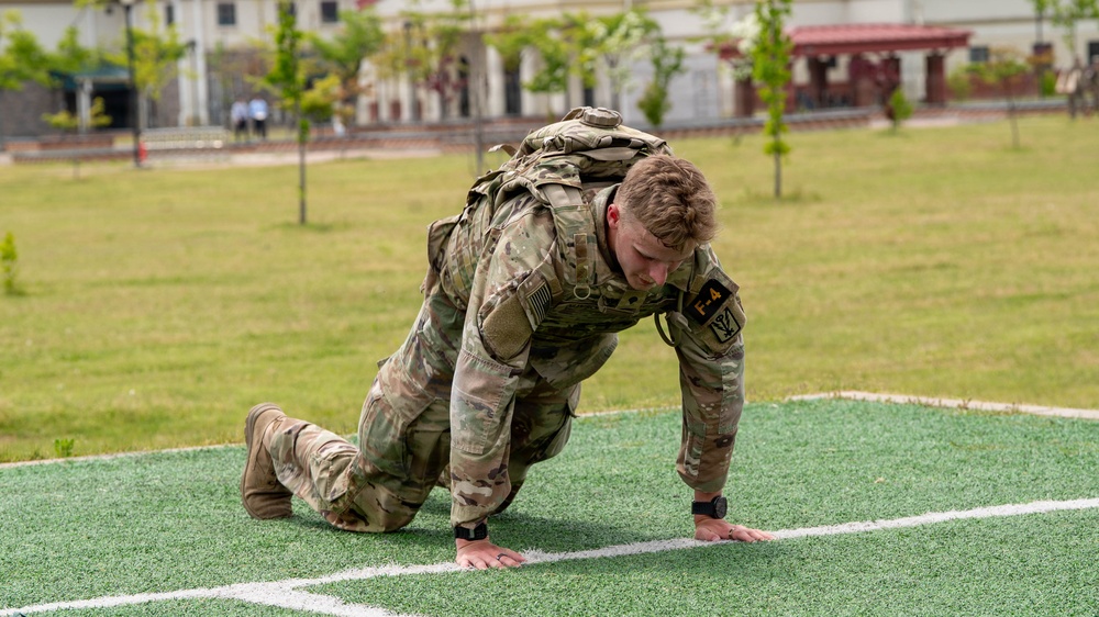 Soldiers Compete in Endurance Events