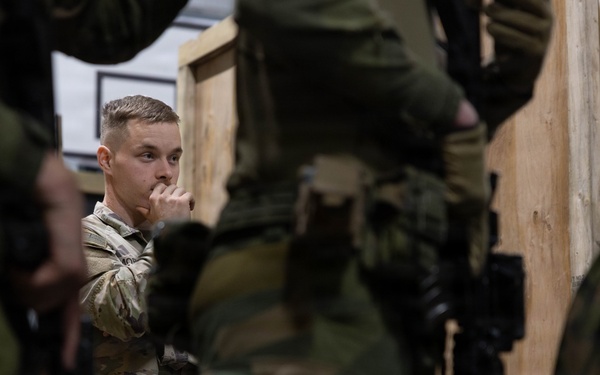 1st Battalion, 12th Cavalry Regiment train alongside Norwegians on close-quarters battle techniques