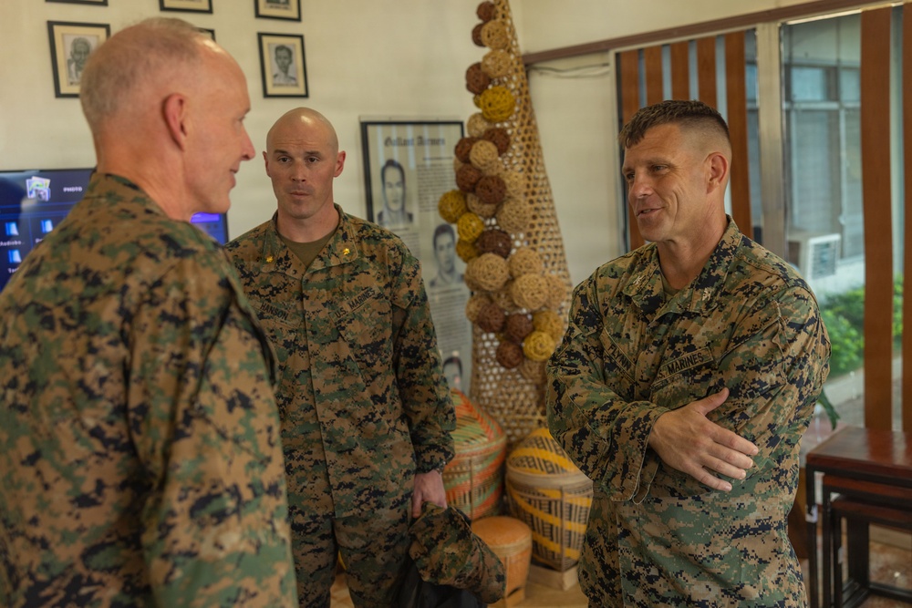Balikatan 2026: MARFORPAC commander meets with MRF-D 26 Marines